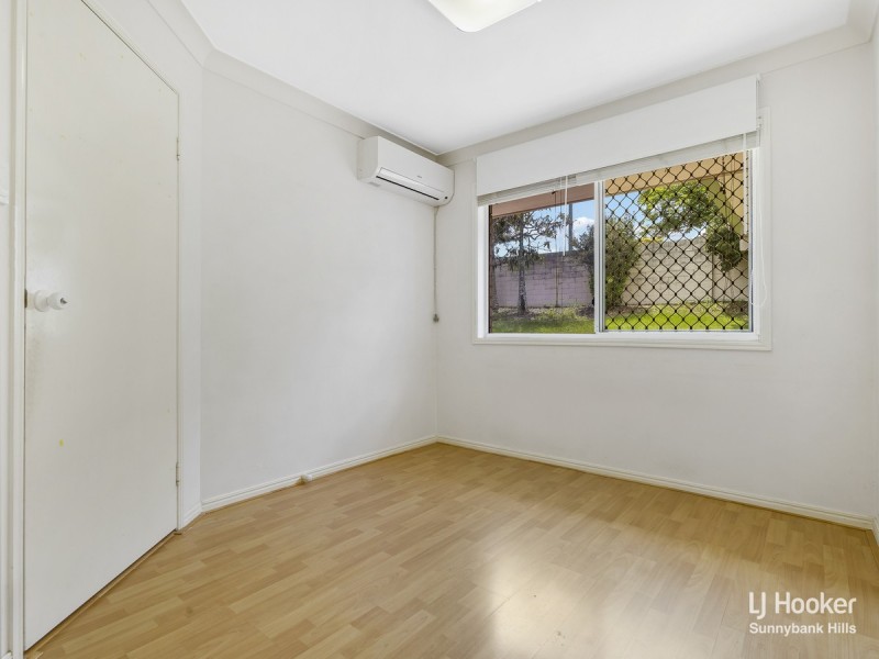 33 Yewleaf Place, Calamvale QLD 4116