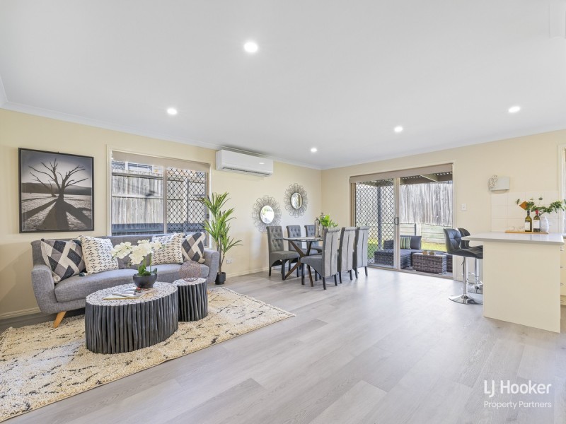 9 Wavecrest Place, Calamvale QLD 4116