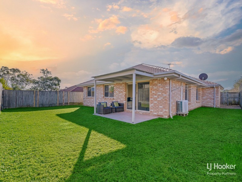 9 Wavecrest Place, Calamvale QLD 4116