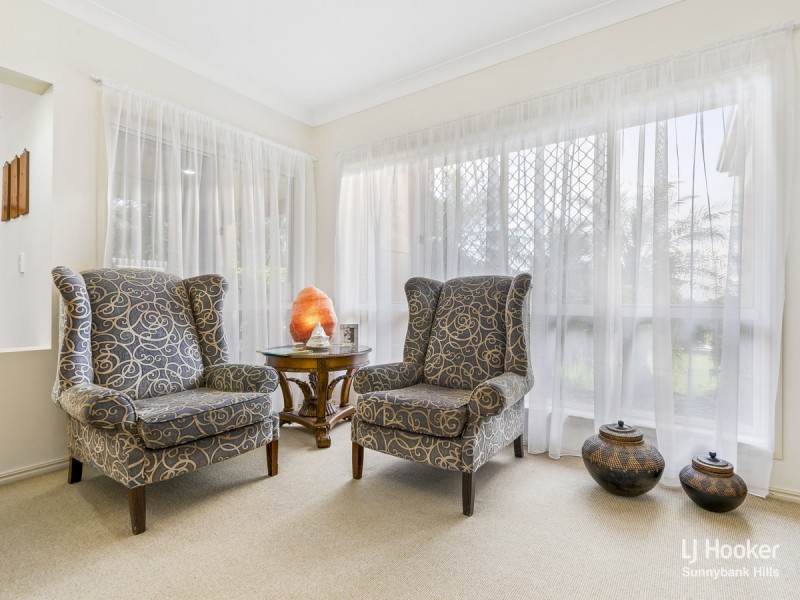 43 Poinciana Crescent, Stretton QLD 4116