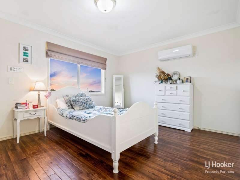 43 Poinciana Crescent, Stretton QLD 4116