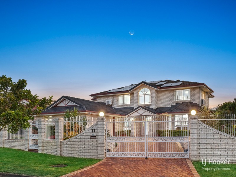 11 Torrens Place, Parkinson QLD 4115