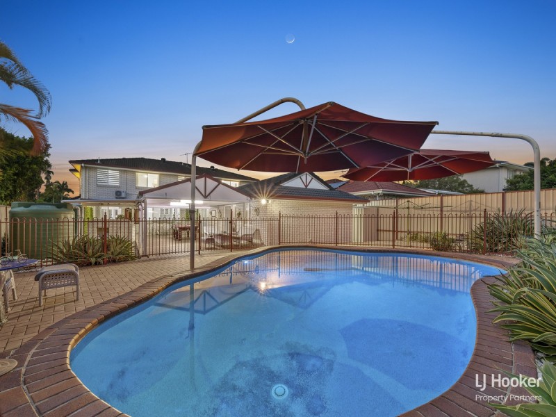 11 Torrens Place, Parkinson QLD 4115