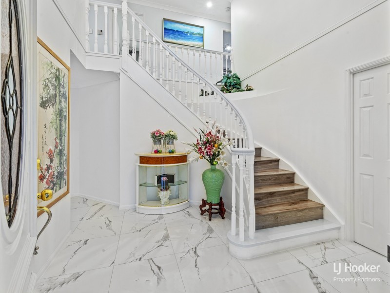 11 Torrens Place, Parkinson QLD 4115