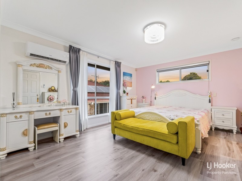 11 Torrens Place, Parkinson QLD 4115