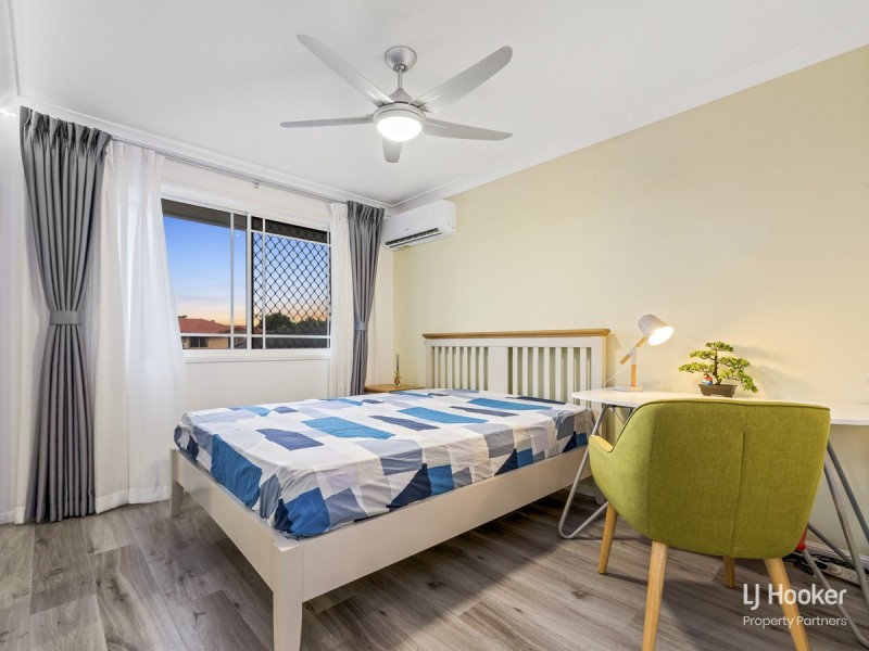 11 Torrens Place, Parkinson QLD 4115
