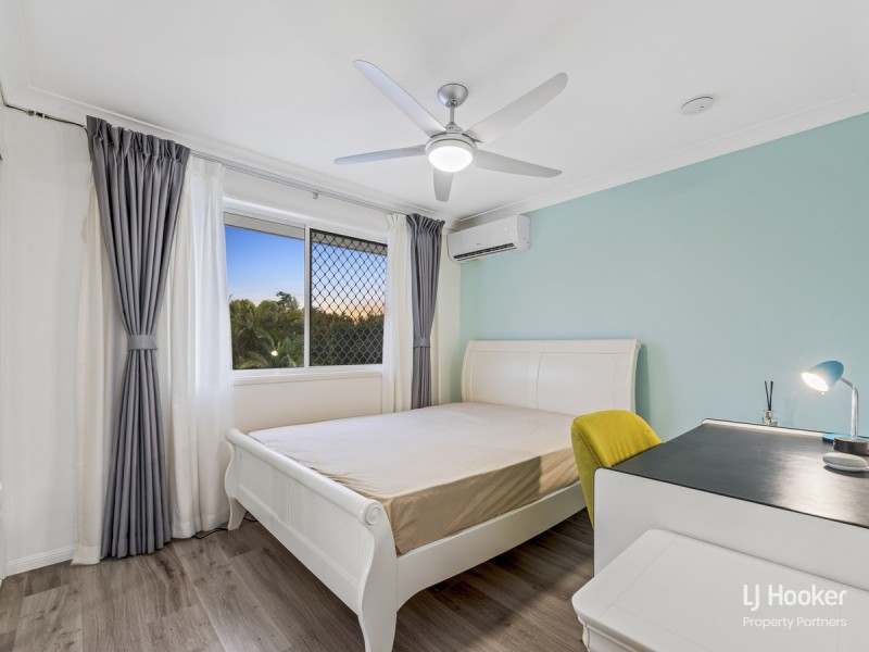 11 Torrens Place, Parkinson QLD 4115