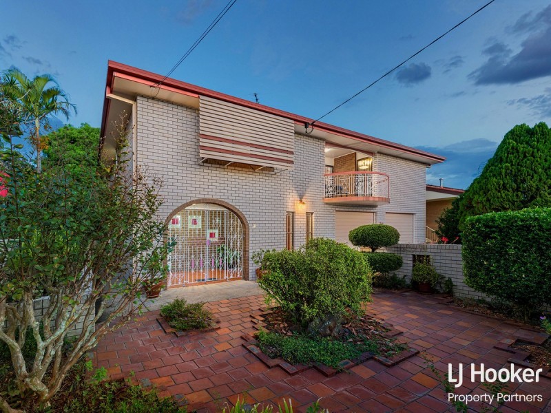 15 Colombo Street, Wishart QLD 4122