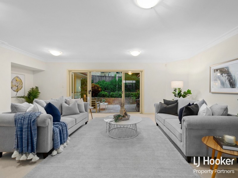 19 Coventry Place, Wishart QLD 4122