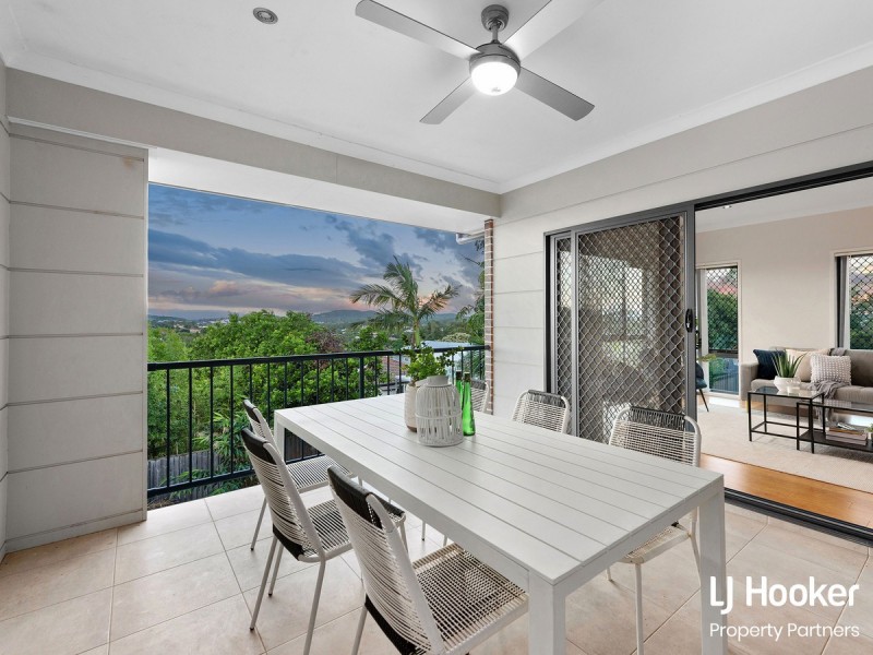 61 Hoff Street, Mount Gravatt East QLD 4122