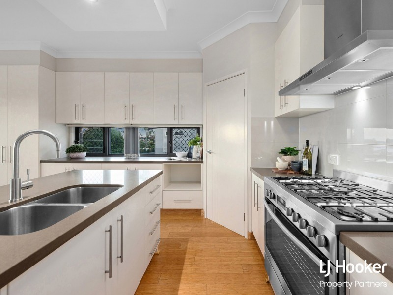 61 Hoff Street, Mount Gravatt East QLD 4122