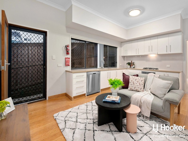 61 Hoff Street, Mount Gravatt East QLD 4122