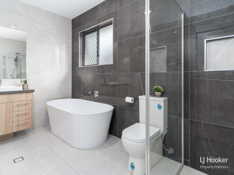 15 Second Avenue, Marsden QLD 4132