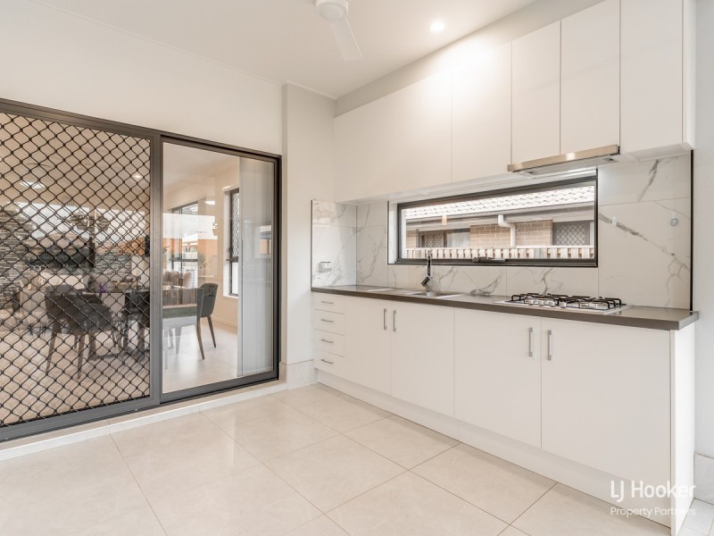 15 Second Avenue, Marsden QLD 4132