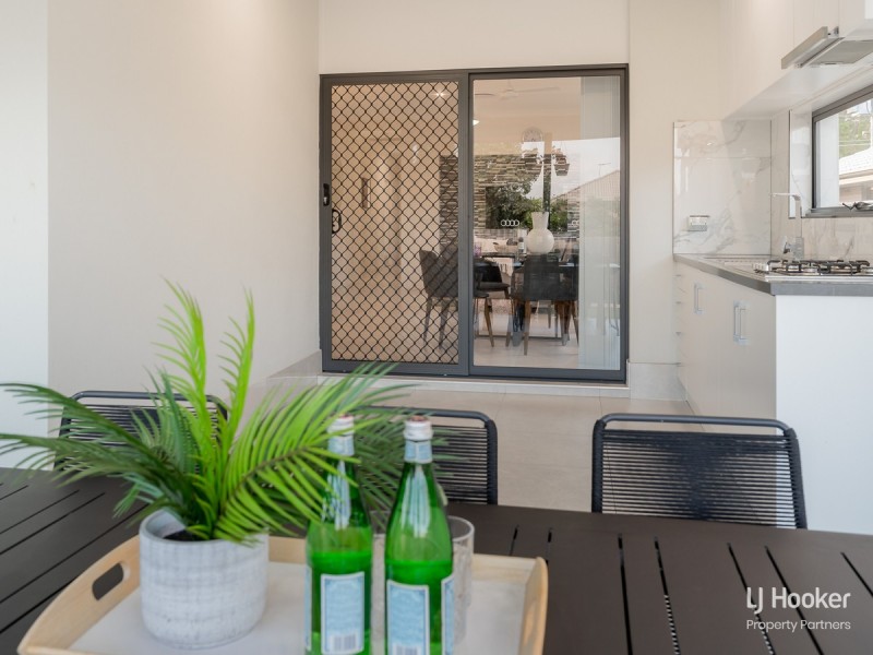 15 Second Avenue, Marsden QLD 4132