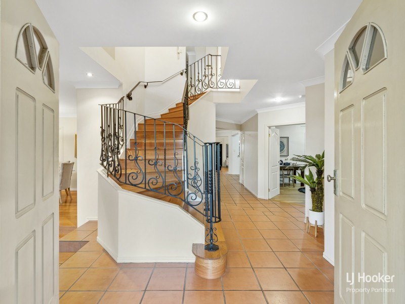 145 Lancaster Circuit, Stretton QLD 4116