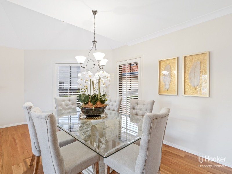 145 Lancaster Circuit, Stretton QLD 4116