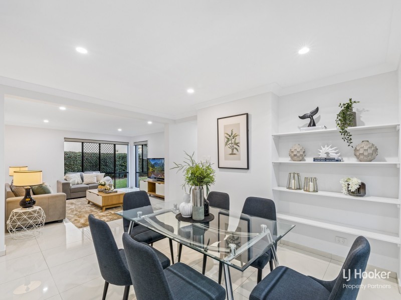 6 Regal Place, Eight Mile Plains QLD 4113