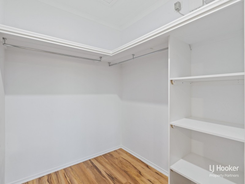 6 Regal Place, Eight Mile Plains QLD 4113