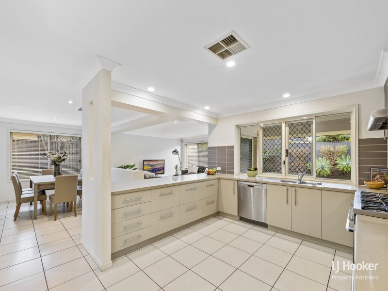 37 Collett Street, Eight Mile Plains QLD 4113