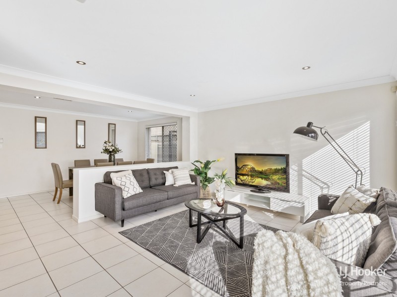 37 Collett Street, Eight Mile Plains QLD 4113