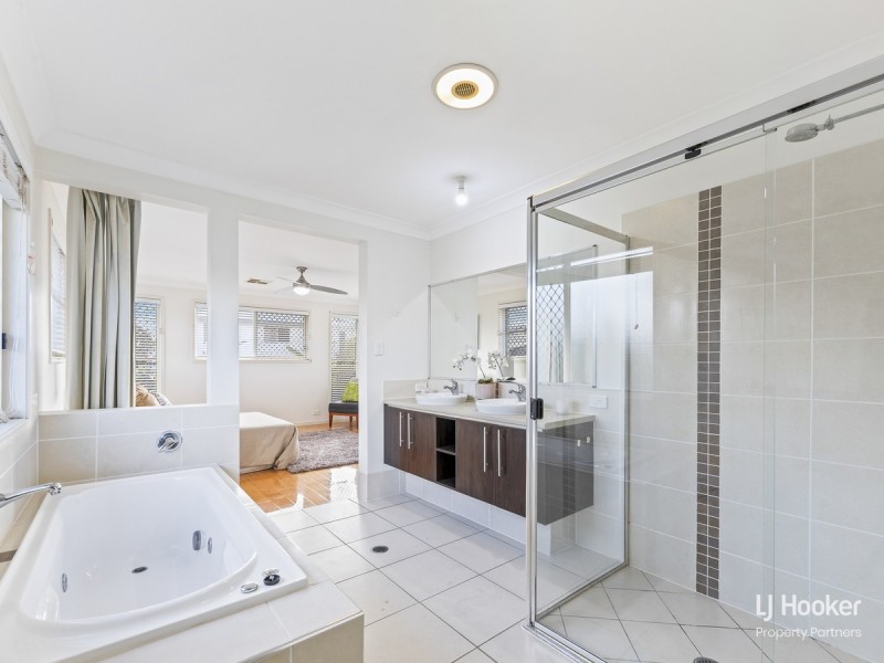 37 Collett Street, Eight Mile Plains QLD 4113