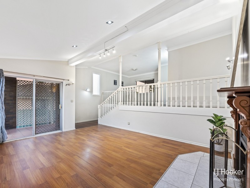 517 Mains Road, Macgregor QLD 4109