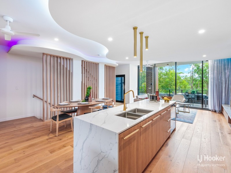 146 Meiers Road, Indooroopilly QLD 4068