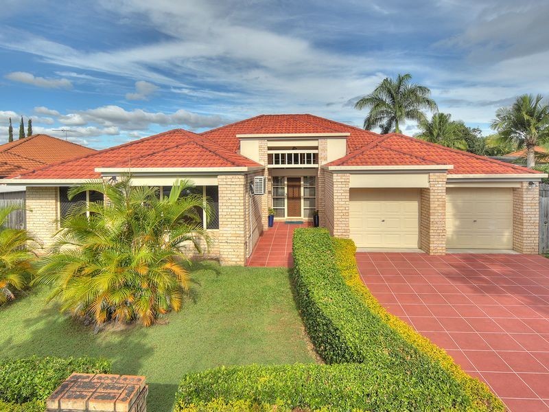 110 Lake Eyre Crescent, Parkinson QLD 4115