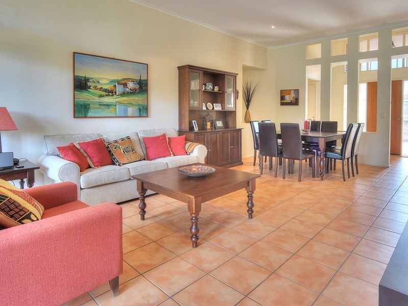 110 Lake Eyre Crescent, Parkinson QLD 4115