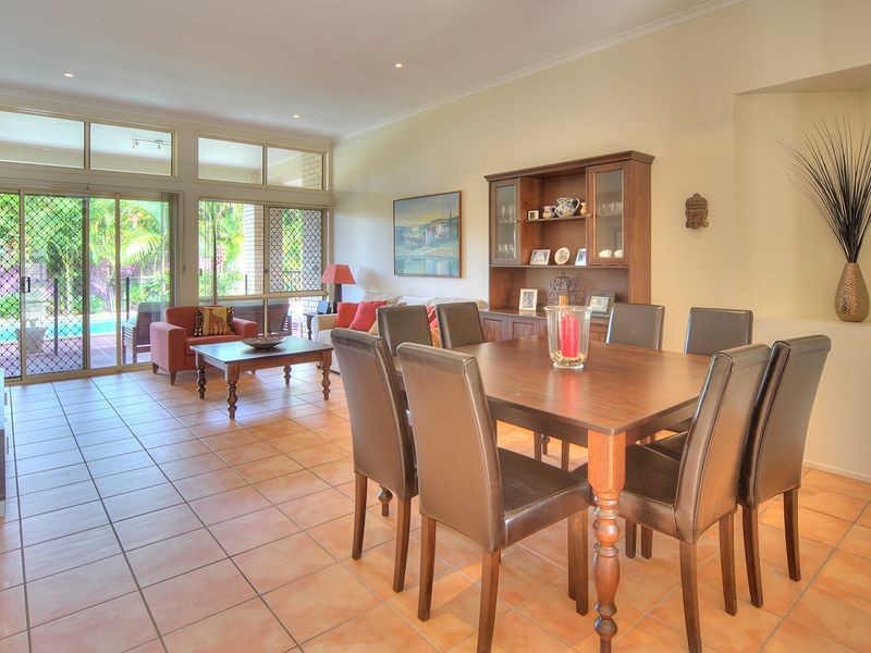 110 Lake Eyre Crescent, Parkinson QLD 4115