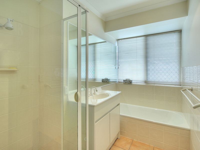 110 Lake Eyre Crescent, Parkinson QLD 4115