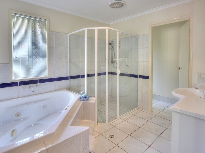 110 Lake Eyre Crescent, Parkinson QLD 4115