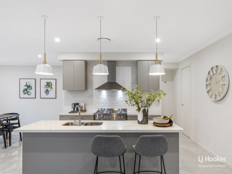 80 Stones Road, Sunnybank Hills QLD 4109