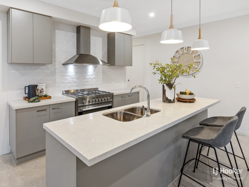 80 Stones Road, Sunnybank Hills QLD 4109