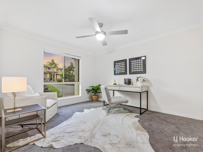 82 Lancaster Circuit, Stretton QLD 4116