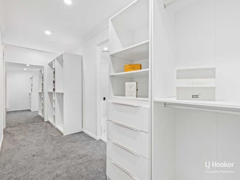 82 Lancaster Circuit, Stretton QLD 4116