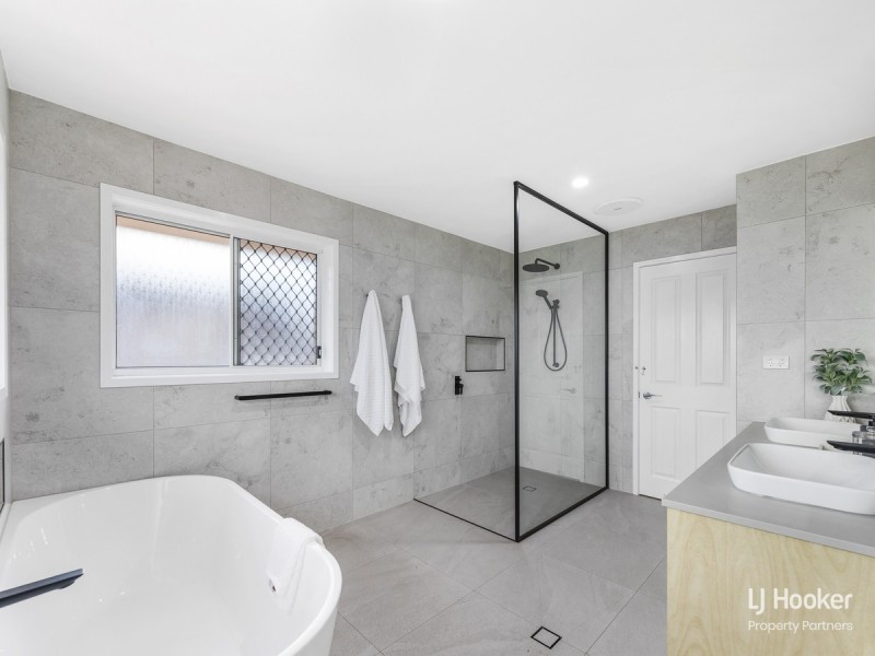 11 Harrison Street, Stretton QLD 4116