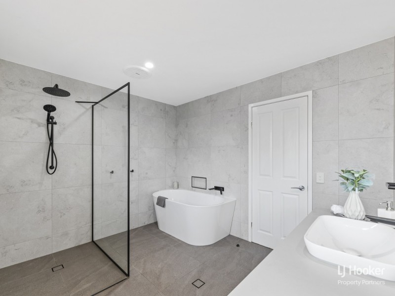 11 Harrison Street, Stretton QLD 4116