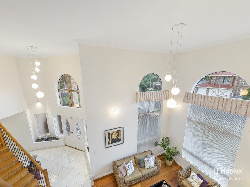 2 Gangar Close, Eight Mile Plains QLD 4113