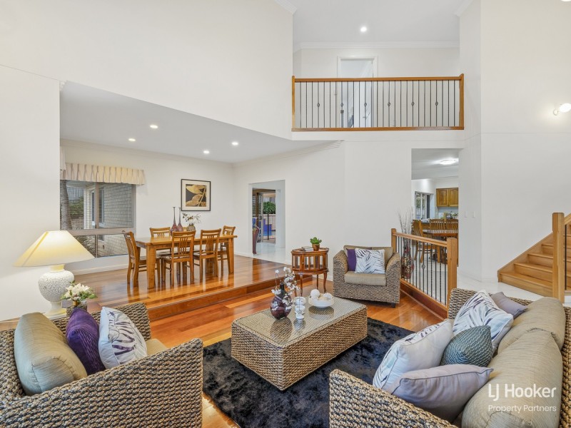 2 Gangar Close, Eight Mile Plains QLD 4113