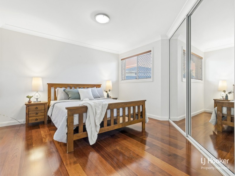 2 Gangar Close, Eight Mile Plains QLD 4113