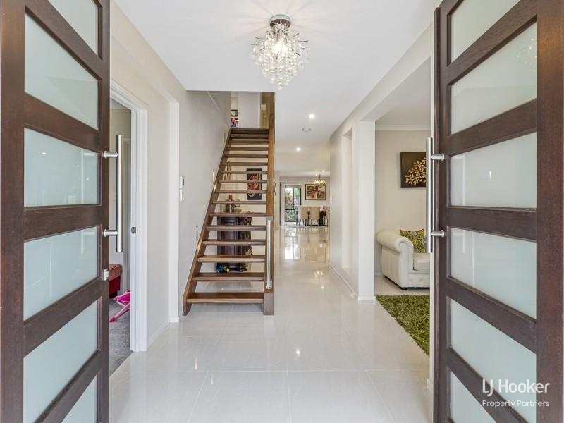 7 Slobodian Avenue, Eight Mile Plains QLD 4113