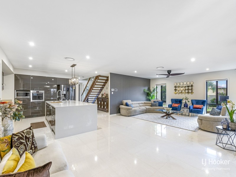 7 Slobodian Avenue, Eight Mile Plains QLD 4113