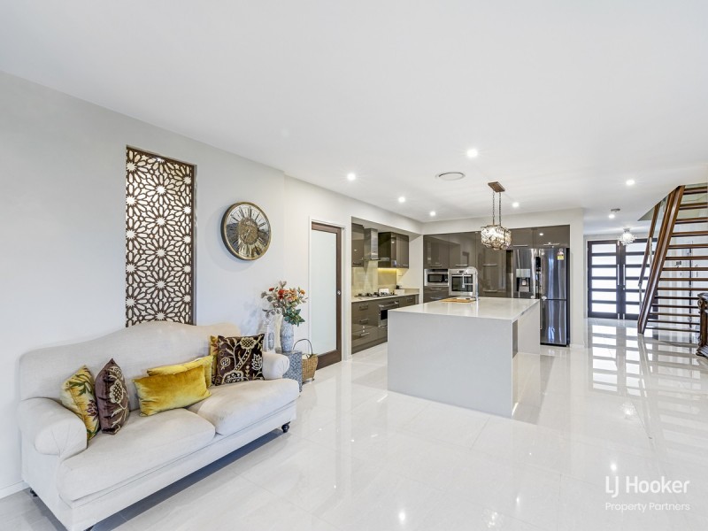 7 Slobodian Avenue, Eight Mile Plains QLD 4113