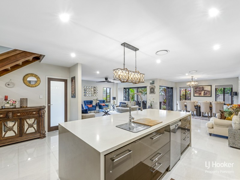 7 Slobodian Avenue, Eight Mile Plains QLD 4113