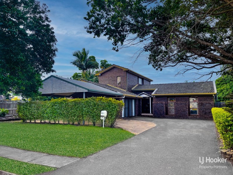17 Angophora Street, Robertson QLD 4109