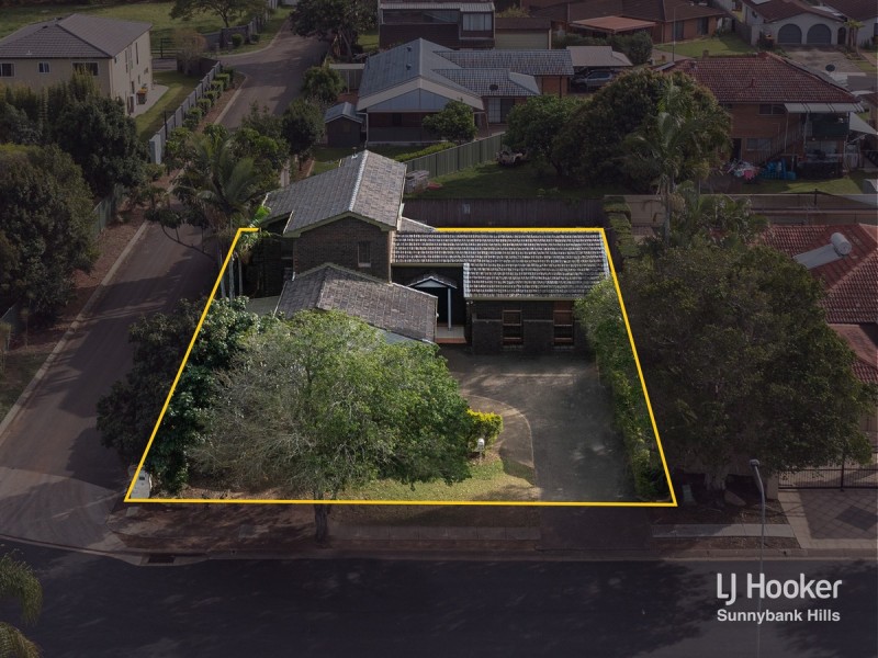 17 Angophora Street, Robertson QLD 4109