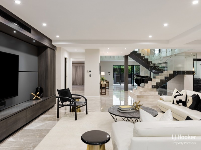 706 Musgrave Road, Robertson QLD 4109