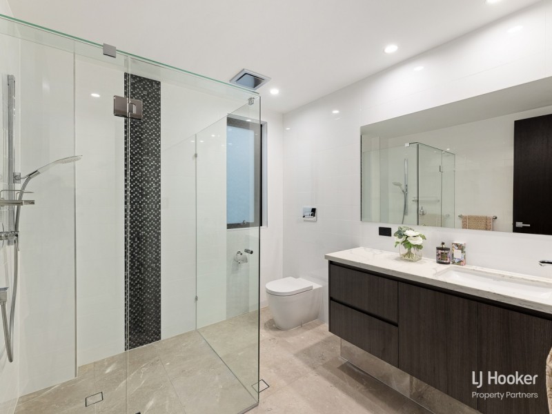 706 Musgrave Road, Robertson QLD 4109